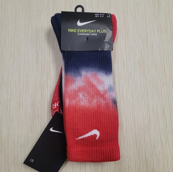 NWT Unisex Nike Everyday Plus Cushioned Crew Socks 2 Pairs - Picture 2 of 8